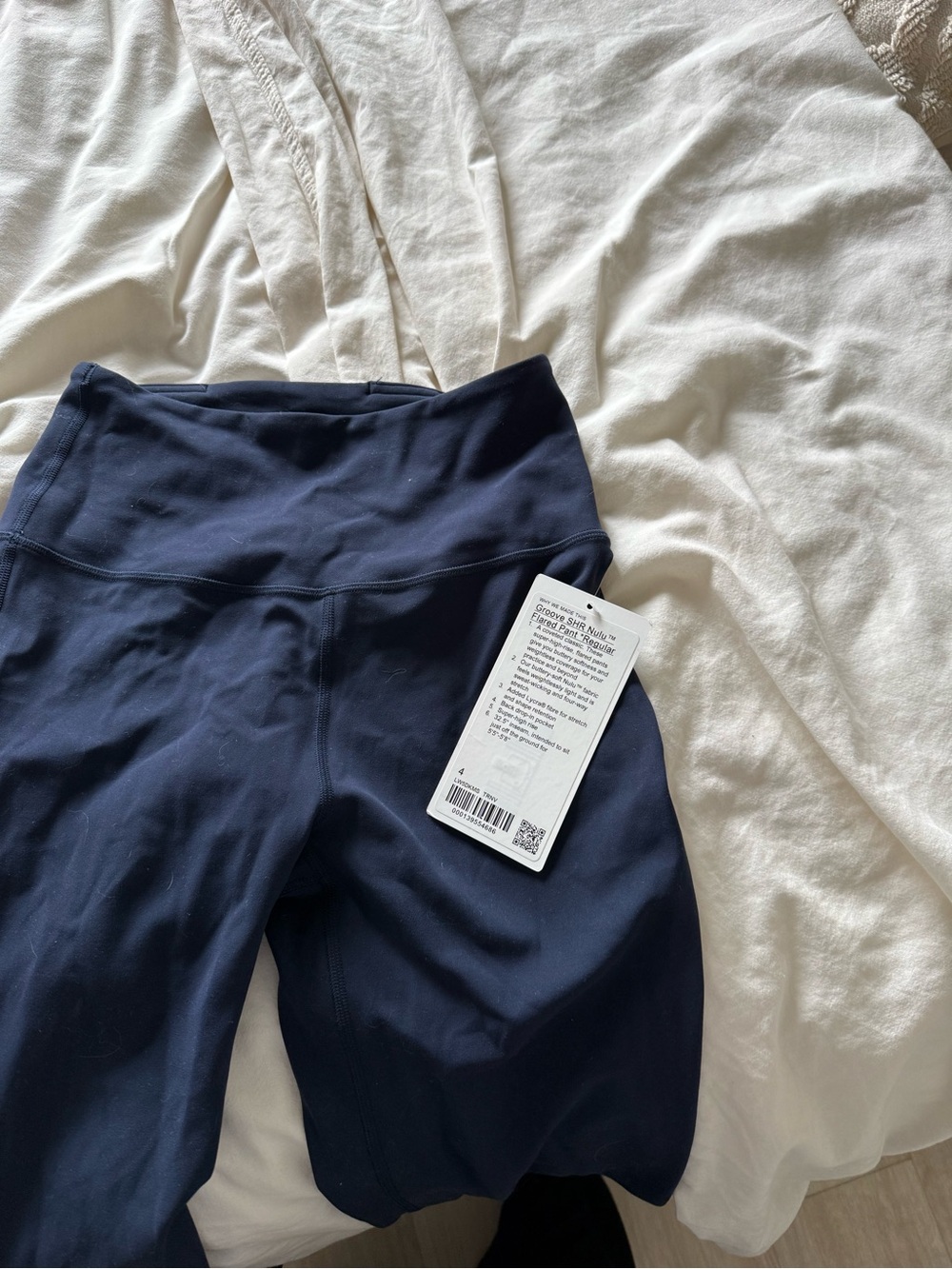 lululemon athletica Dark Navy High-Rise Flared Leggings - Picture 4 of 4